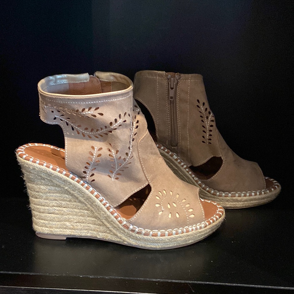 Covergirl Wedge Sandals